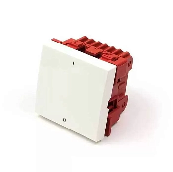 Выключатель без фиксации, одноклавишный 45х45, значок "лампа", белый LANMASTER, LAN-EC45x45-S1L-WH